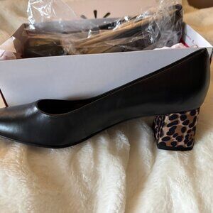 Isaac Mizrahi size 9 women's shoes black leather with leopard block heel new